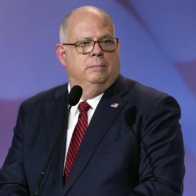 Hogan raises money amid speculation of White House bid